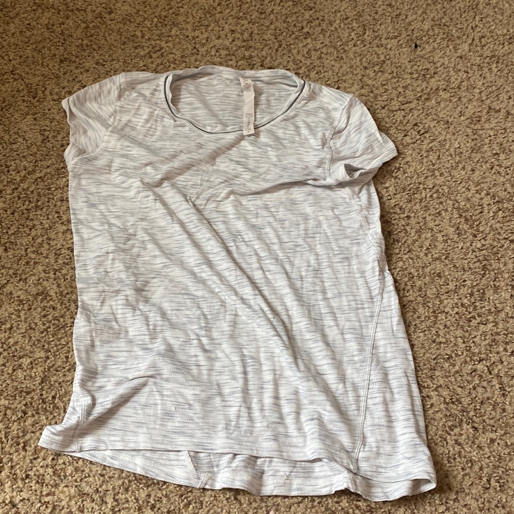 white lulu lemon workout short sleeve top